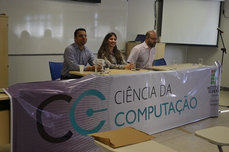 Mesa diretiva na abertura do evento, com Rafael Carvalho, Elza Miranda e Daniel Xavier